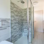 شقة Guesthost - Charming 3-story Lakefront ليرنا